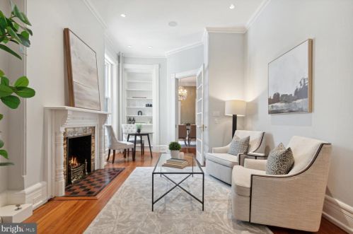 2010 Hillyer Pl, Washington DC 20009-1006 exterior