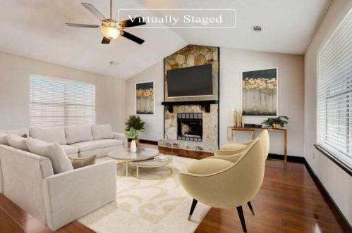 447 Fire Fly Dr, Tucker, GA 30084-2055