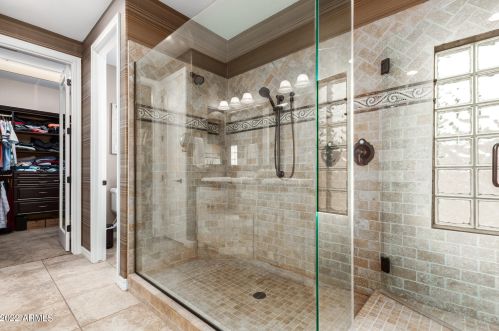 150 Horseshoe Dr, Chandler AZ 85249-4276 exterior