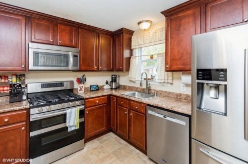 86 Mnr Rd, Concord NH 03303-1901 exterior