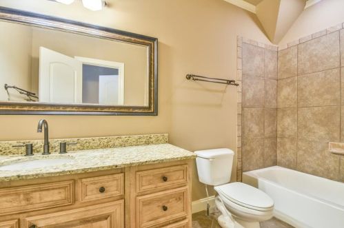 6105 Grand Marina Cir, Gainesville GA 30506-7803 exterior