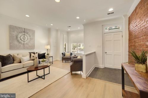 308 T St, Washington DC 20001-1843 exterior