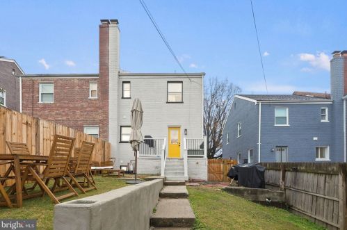 5054 11th St, Washington DC  20017-2848 exterior