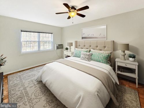 1418 Martha Custis Dr, Alexandria VA 22302-2028 exterior