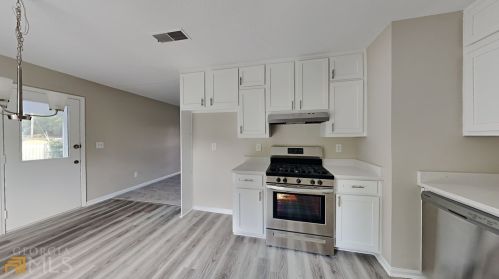 3977 Lenora Church Rd, Lithonia GA  30039-5207 exterior