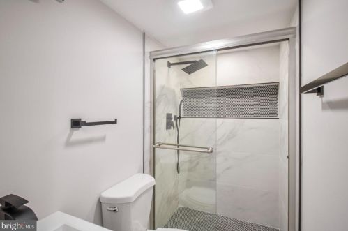 2911 17th St, Washington DC  20018-1825 exterior