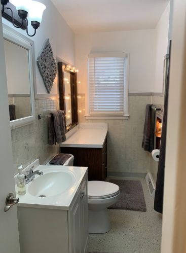 1316 Ash St, Waukegan IL 60085-1832 exterior