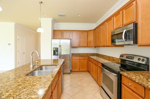 14800 Canton Ct, Naples FL 34114-8669 exterior