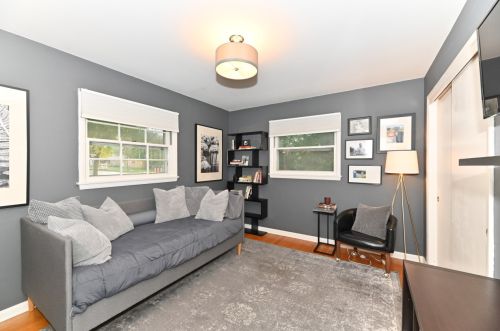 3700 Brook Pl, Milwaukee WI 53235-4206 exterior