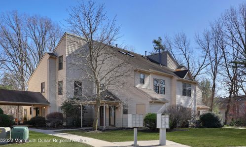 108 Bluebell Dr, Jackson Twp, NJ 08527-4111