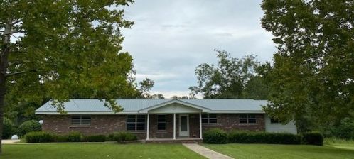 445 Pinewood Dr, Defuniak Springs, FL 32433-4540