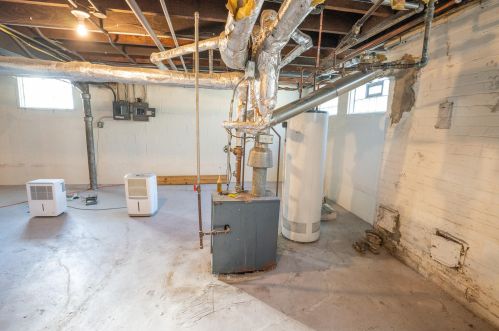 3495 Frederick Ave, Milwaukee WI 53211-2902 exterior