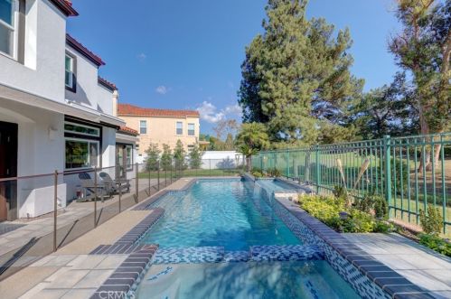 12080 Riviera, Tustin CA  92782-1203 exterior