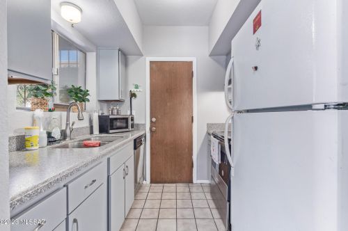 5070 Martin Ave, Tucson AZ 85713-3756 exterior