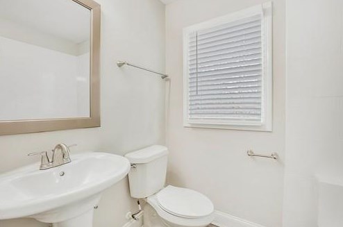 3815 Clovis Ct, Atlanta GA 30331-3437 exterior