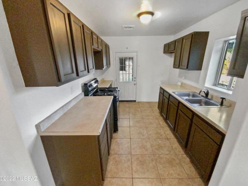 132 Aviation Dr, Tucson AZ  85714-2712 exterior