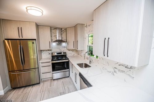 101 Pocono Trl, Hopatcong NJ  07843-1009 exterior