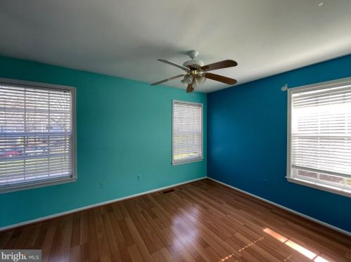 12 Colebrook Ct, Princeton NJ 08540-7050 exterior