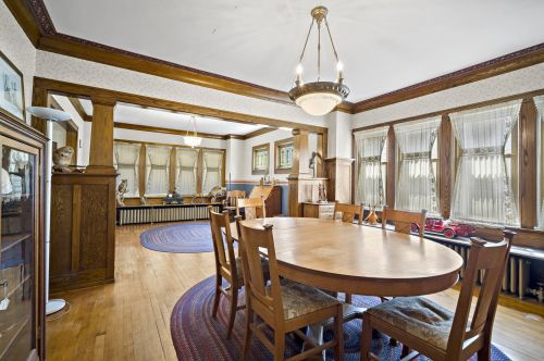 2133 28, Milwaukee WI 53215-2423 exterior