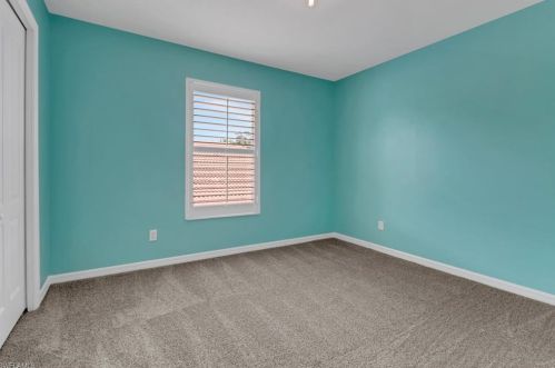 2042 Morning Sun Ln, Naples FL 34119-3323 exterior