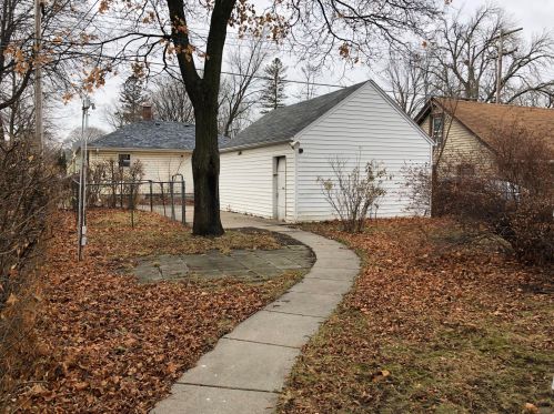 4103 47th St, Milwaukee WI  53216-1528 exterior