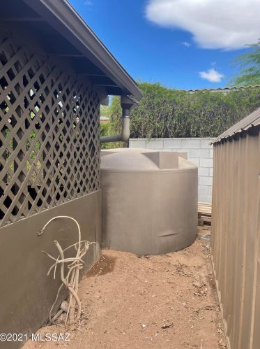 434 Montana St, Tucson AZ  85706-1244 exterior