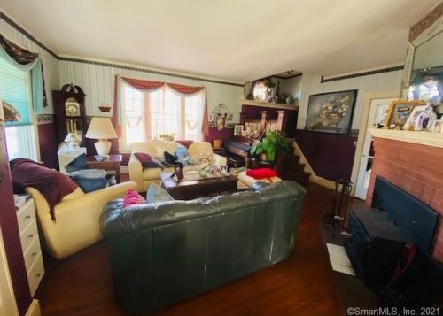 508 Main St, Killingly CT 06239-2107 exterior