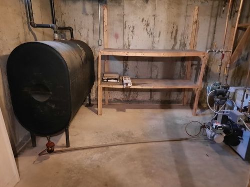 75 Puritan Rd, Springfield MA 01119-2953 exterior