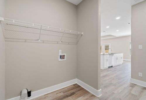 1021 Steel Ct, Milton FL 32583-7802 exterior