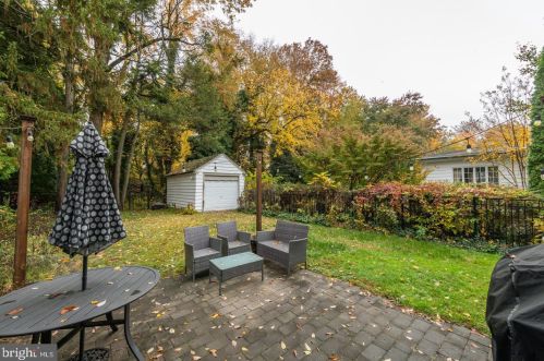 32 Abernethy Dr, Trenton NJ 08618-5003 exterior