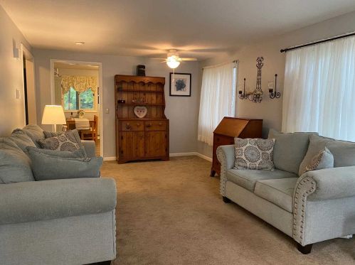 6 Amoskeag Rd, Concord, NH 03301-4640