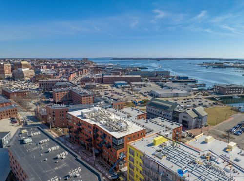 383 Commercial St, Portland ME  04102-3906 exterior