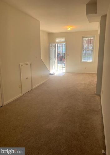 319 16th St, Washington DC  20003-2423 exterior