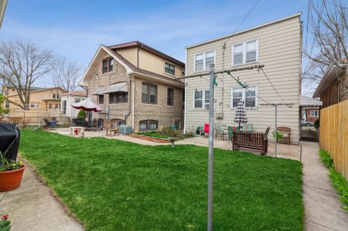 5353 Cullom Ave, Chicago IL 60641-1313 exterior