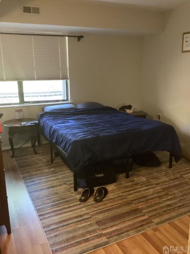 1912 Raspberry Ct, Edison NJ  08817-2775 exterior