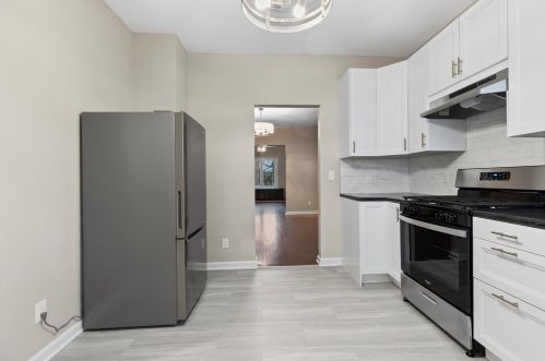 1527 30th St, Milwaukee WI  53208-2405 exterior