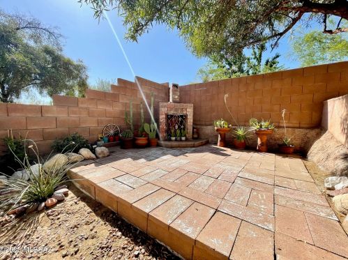 5537 Hopbush Pl, Tucson AZ  85704-2649 exterior