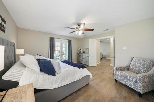 150 Golfview Dr, Montgomery TX 77356-8804 exterior