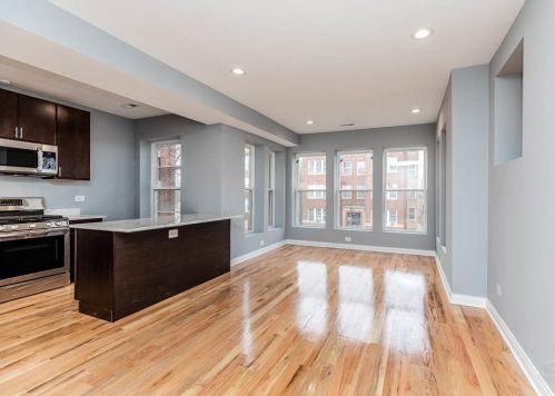 1411 67th Pl, Chicago, IL 60637-4826