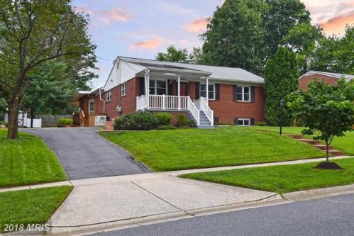 4701 Kemper St, Rockville MD  20853-2918 exterior