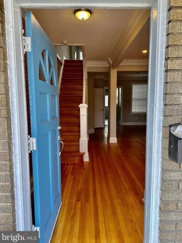 218 14th St, Washington DC  20003-2331 exterior