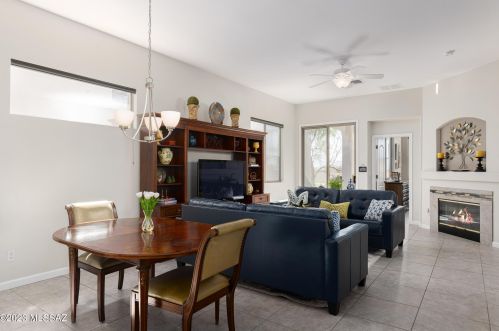 5073 Pinnacle Cove Dr, Tucson AZ  85749-7153 exterior