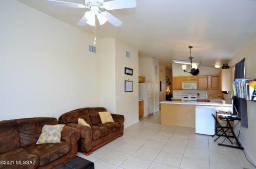 10070 Paseo San Rosendo, Tucson AZ 85747-5044 exterior