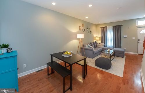 1275 Bucknell St, Philadelphia PA 19145-3214 exterior