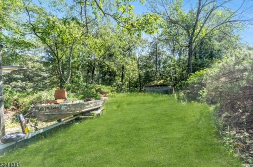 47 Cayuga Ave, Rockaway NJ 07866-1034 exterior