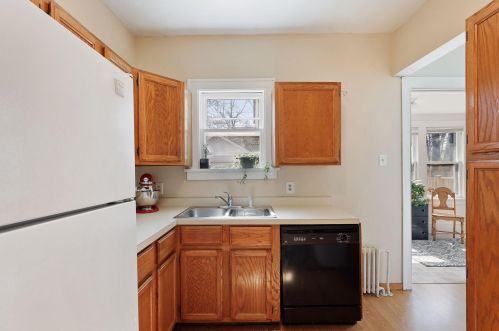 100 Hatch Ave, Saint Paul MN 55103-1329 exterior