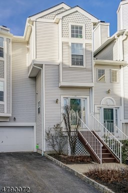 404 Brookview Ct, Whippany NJ  07981-1412 exterior