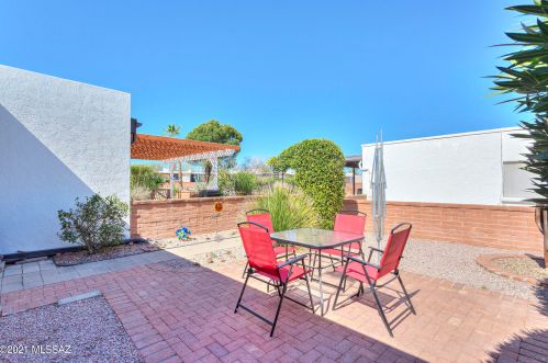 338 Camino Del Sonador, Green Valley AZ 85614-3222 exterior