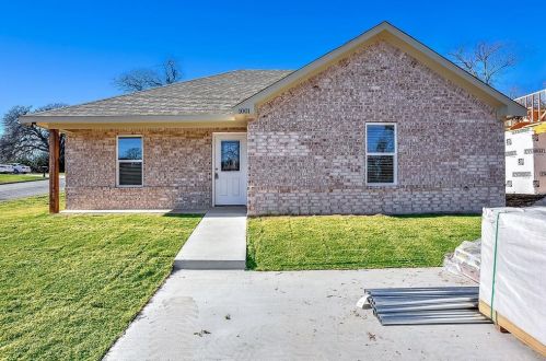 1001 Barrett Ave, Denison, TX 75020-2002
