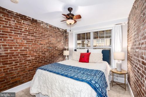 1448 D St, Washington DC  20002-5402 exterior